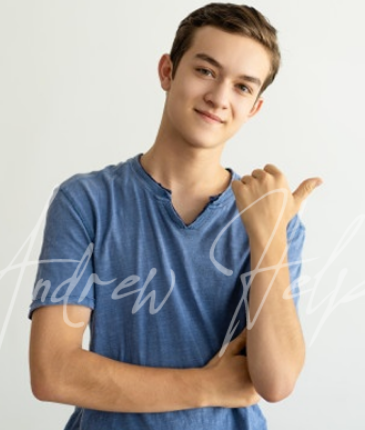 Andrew Helper